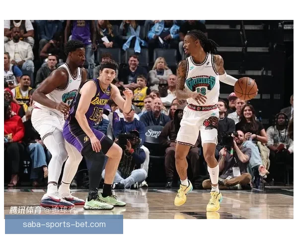 詹姆斯强势回应质疑成湖人第三巨头打破联盟格局