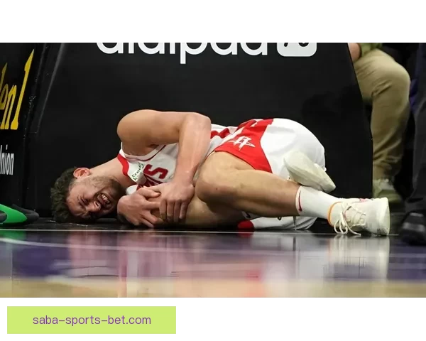 队记曝艾维曾赛后奇问记者私生活 被裁离队公牛无人惋惜更衣室冷漠